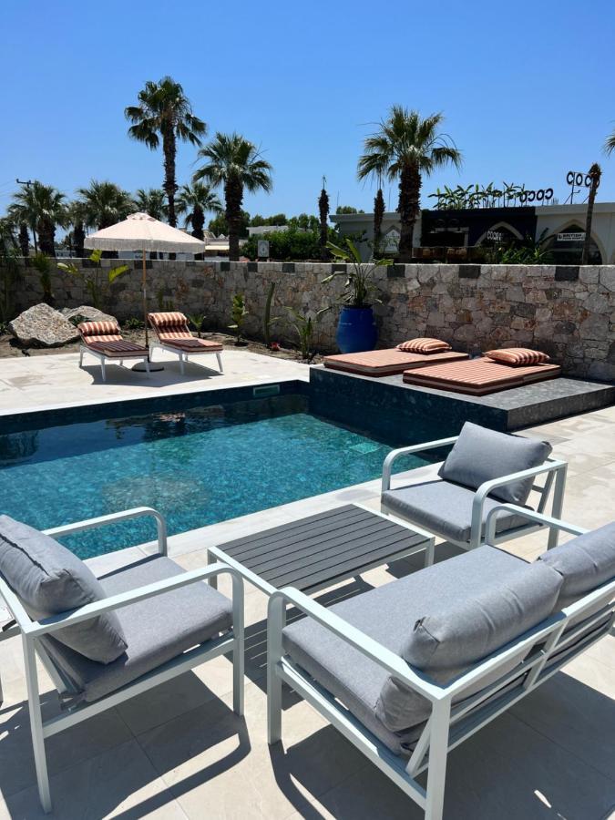 Cora May Central Villa With Private Pool 200M To The Beach Faliraki Extérieur photo